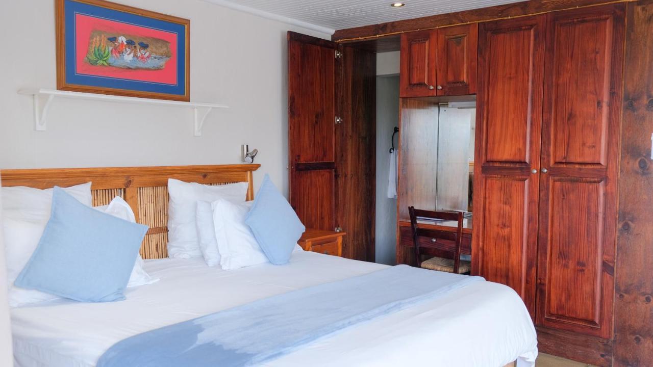 Crawfords Beach Lodge East London Ngoại thất bức ảnh