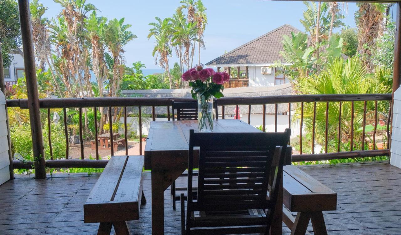 Crawfords Beach Lodge East London Ngoại thất bức ảnh